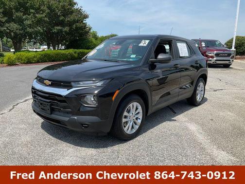 Mosaic Black Metallic 2023 Chevrolet Trailblazer LS