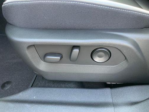 Summit White 2026 Buick Envision Sport Touring AWD