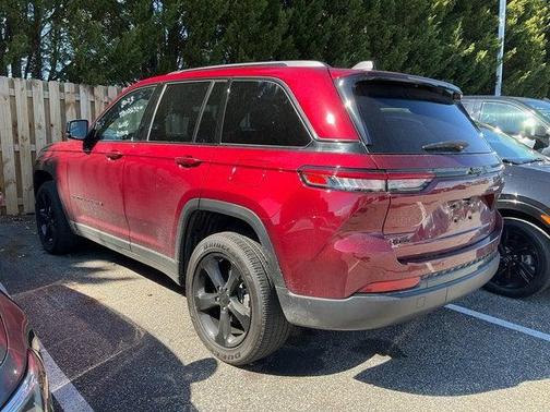 2023 Jeep Grand Cherokee Altitude
