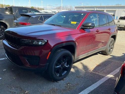 2023 Jeep Grand Cherokee Altitude