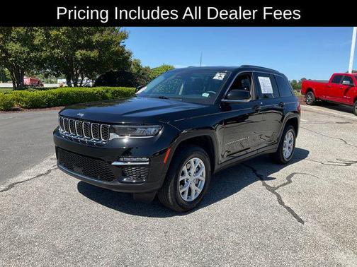 Diamond Black Crystal Pearlcoat 2023 Jeep Grand Cherokee Limited