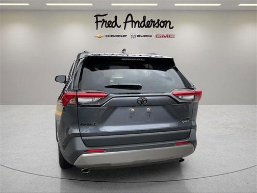 2025 Toyota RAV4 Hybrid SE