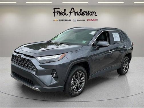 2025 Toyota RAV4 Hybrid SE