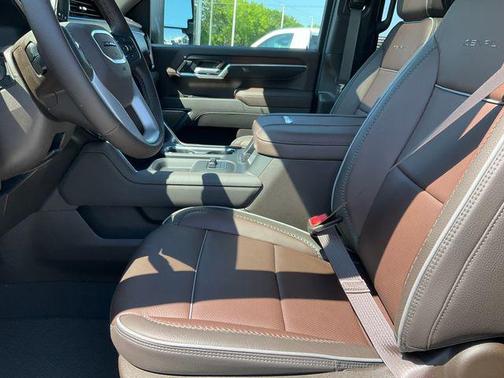 Glacier White Tricoat 2026 GMC Sierra 2500 Denali
