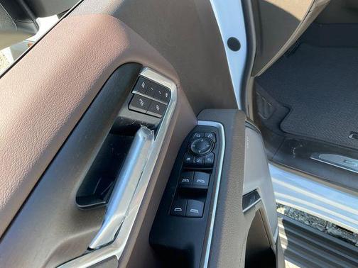 Glacier White Tricoat 2026 GMC Sierra 2500 Denali