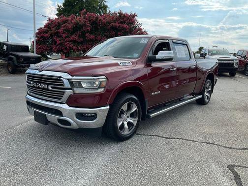 Delmonico Red Pearlcoat 2022 RAM 1500 Laramie