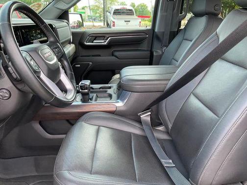Sterling Metallic 2023 GMC Sierra 1500 SLT