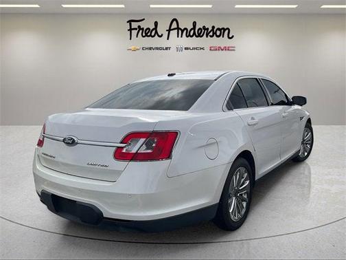 2010 Ford Taurus Limited