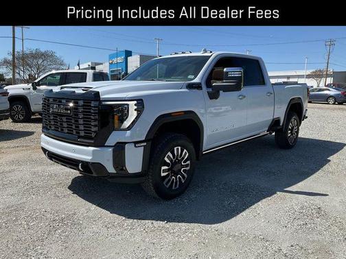 Glacier White Tricoat 2026 GMC Sierra 2500 Denali Ultimate