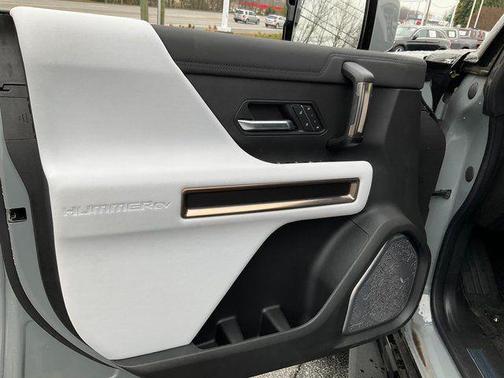 Meteorite Metallic (Grey) 2025 GMC HUMMER EV Pickup 2X