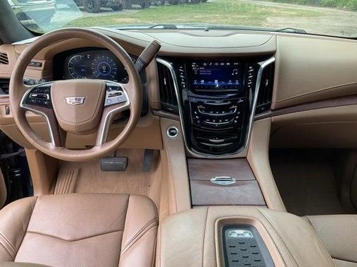2017 Cadillac Escalade ESV Platinum