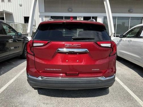 2022 GMC Terrain SLT