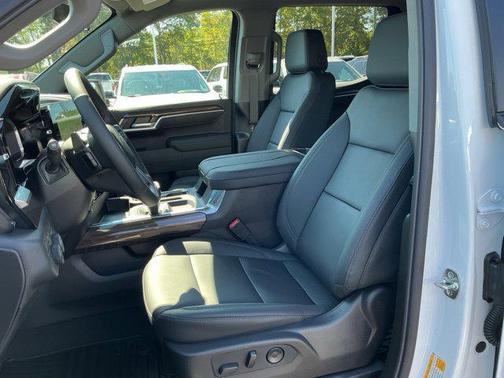 Summit White 2026 Chevrolet Silverado 1500 RST