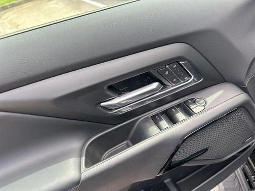 2025 Chevrolet Silverado EV RST