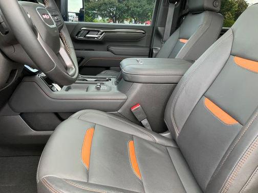 Onyx Black 2026 GMC Sierra 2500 AT4
