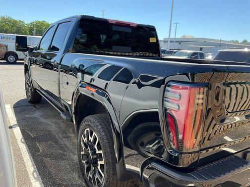 Onyx Black 2026 GMC Sierra 2500 AT4