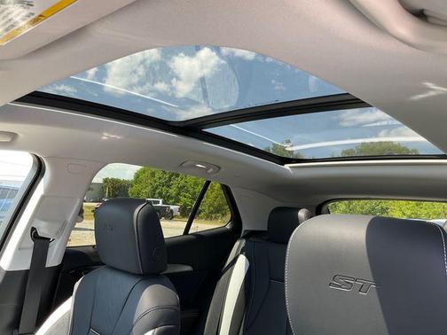 Quartz Blue Metallic 2026 Buick Envision Sport Touring AWD