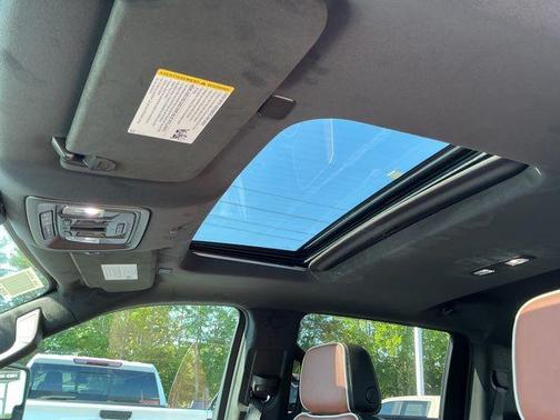 Glacier White Tricoat 2026 GMC Sierra 2500 Denali Ultimate