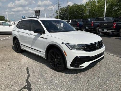 2022 Volkswagen Tiguan 2.0T SE R-Line Black