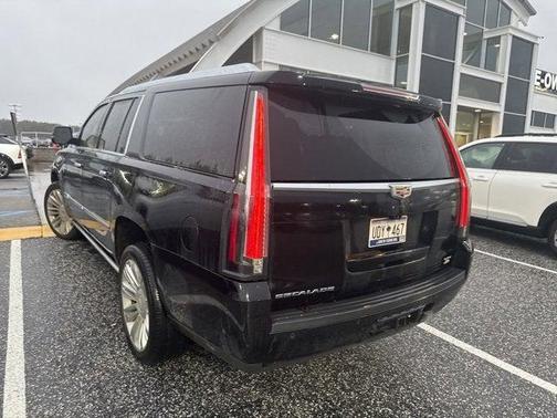 2017 Cadillac Escalade ESV Platinum