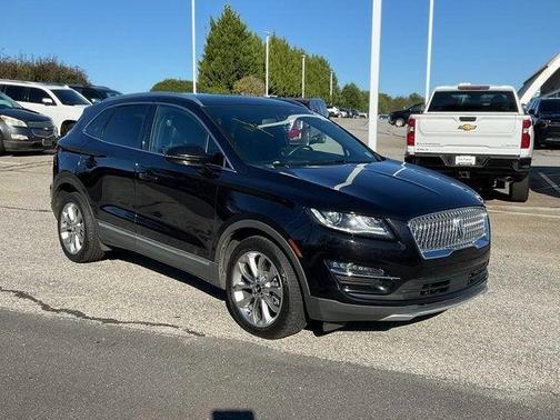 2019 Lincoln MKC Select