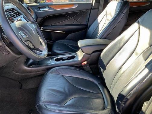 2019 Lincoln MKC Select