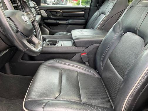 Delmonico Red Pearlcoat 2021 RAM 1500 Limited
