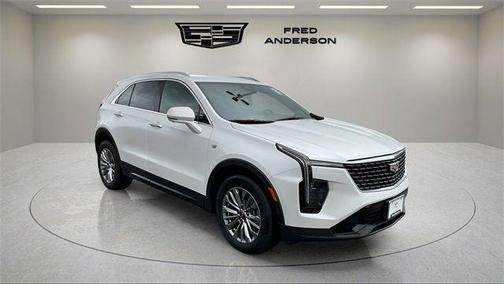 2025 Cadillac XT4 Premium Luxury