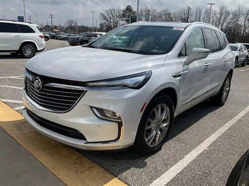 2023 Buick Enclave Premium AWD