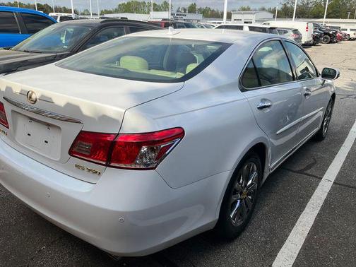 2010 Lexus ES 350 Base