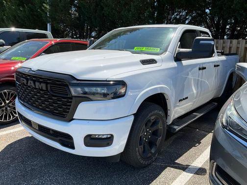 Bright White Clearcoat 2025 RAM 1500 Big Horn/Lone Star