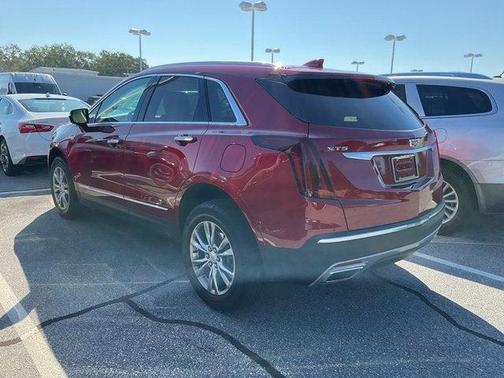 2022 Cadillac XT5 Premium Luxury