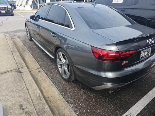 2020 Audi S4 Premium Plus TFSI quattro Tiptronic