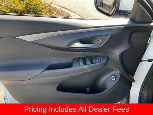 Summit White 2026 Buick Envista Preferred FWD