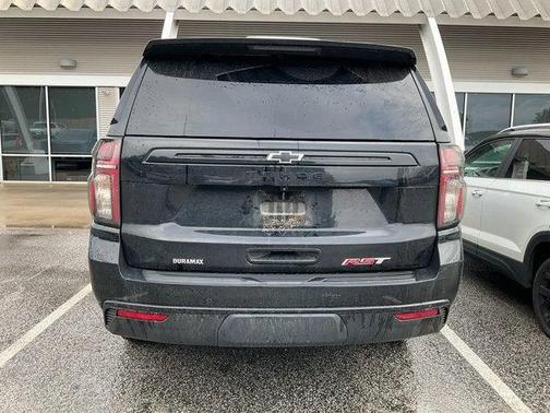 2023 Chevrolet Tahoe 4WD RST