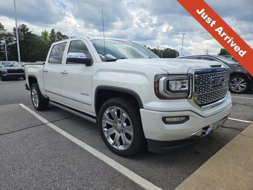 White Frost Tricoat 2017 GMC Sierra 1500 Denali