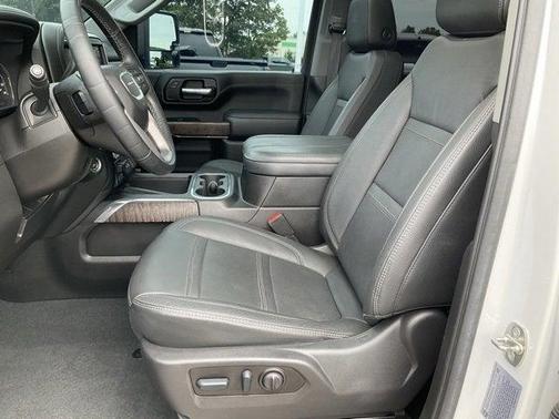 2023 GMC Sierra 2500 Denali