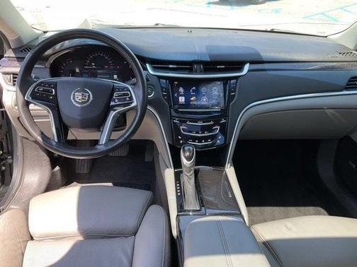 2013 Cadillac XTS Luxury