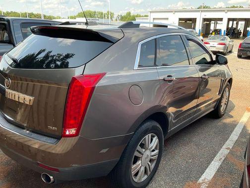 Terra Mocha Metallic 2016 Cadillac SRX Luxury Collection