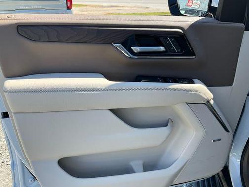 Glacier White Tricoat 2026 GMC Yukon Denali