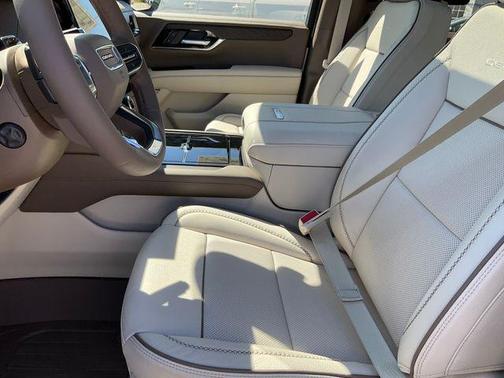 Glacier White Tricoat 2026 GMC Yukon Denali