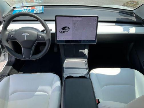 Pearl White Multi-Coat 2021 Tesla Model 3 Long Range