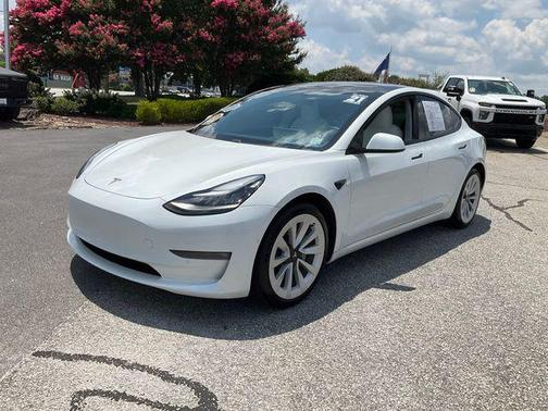 Pearl White Multi-Coat 2021 Tesla Model 3 Long Range