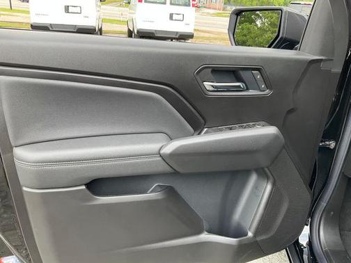 Black 2026 Chevrolet Colorado LT