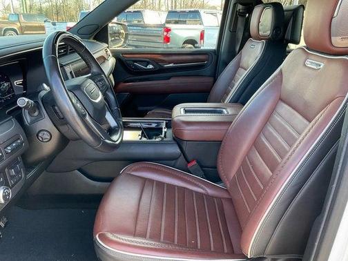 2023 GMC Yukon XL Denali Ultimate