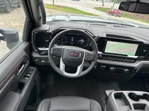 2025 GMC Sierra 2500 SLT