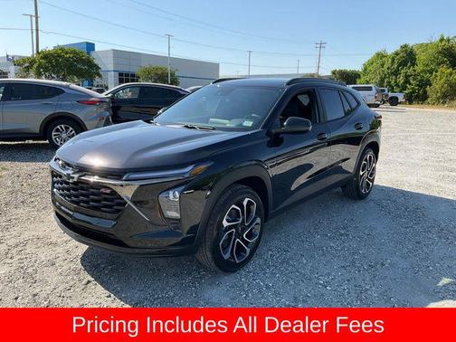 Mosaic Black Metallic 2026 Chevrolet Trax FWD 2RS