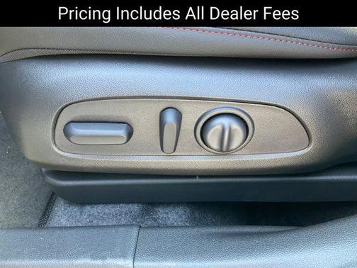 Mosaic Black Metallic 2026 Chevrolet Trax FWD 2RS