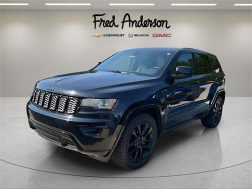 2017 Jeep Grand Cherokee Altitude