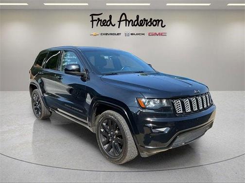 2017 Jeep Grand Cherokee Altitude